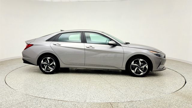 2023 Hyundai Elantra SEL IVT - 23044036 - 3