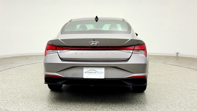 2023 Hyundai Elantra SEL IVT - 23044036 - 5