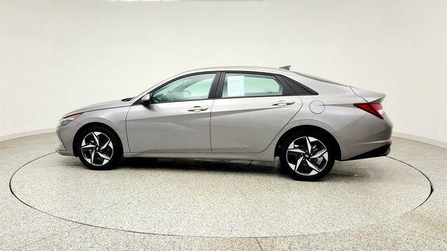 2023 Hyundai Elantra SEL IVT - 23044036 - 7
