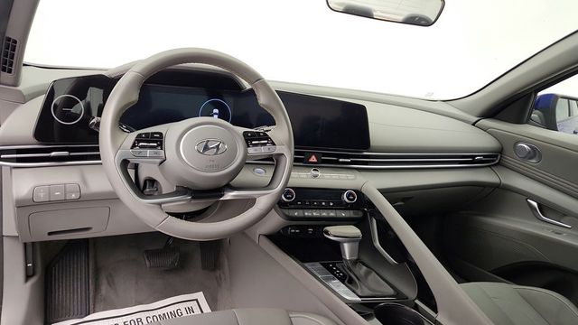 2023 Hyundai Elantra SEL IVT - 23047021 - 10