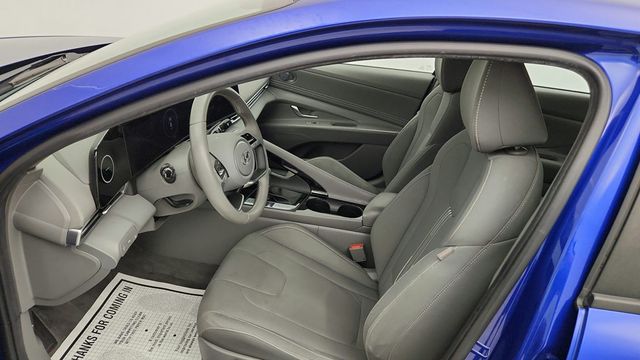 2023 Hyundai Elantra SEL IVT - 23047021 - 17