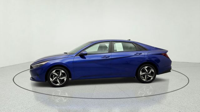 2023 Hyundai Elantra SEL IVT - 23047021 - 7