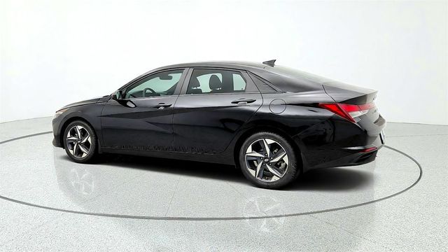 2023 Hyundai Elantra SEL IVT (SULEV) w/ Convenience Package - 23081773 - 6