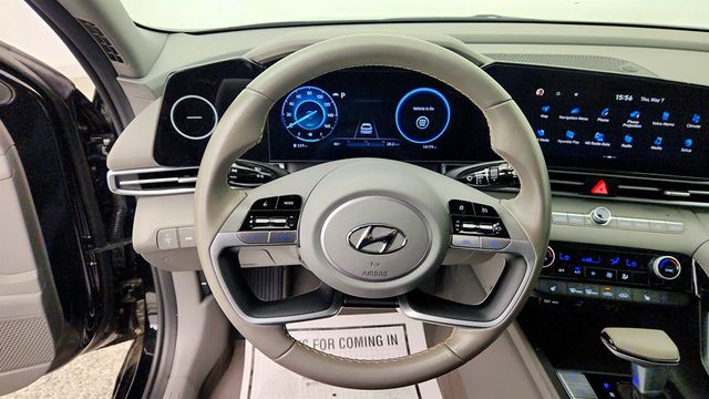 2023 Hyundai Elantra SEL IVT w/ Convenience Package - 23024412 - 12