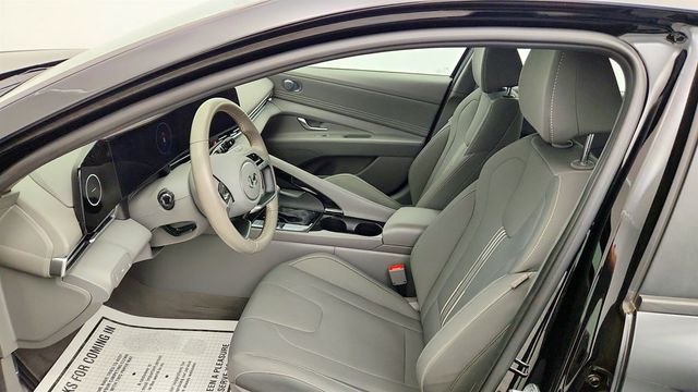 2023 Hyundai Elantra SEL IVT w/ Convenience Package - 23024412 - 19