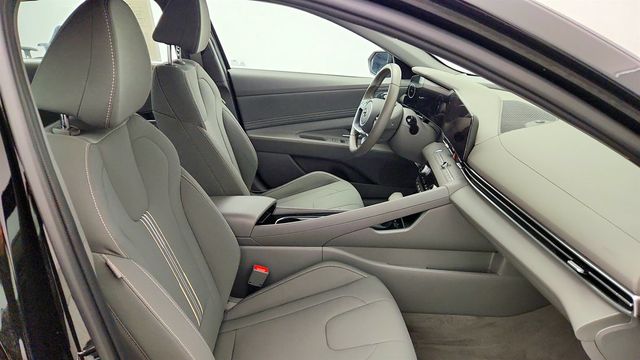 2023 Hyundai Elantra SEL IVT w/ Convenience Package - 23024412 - 23