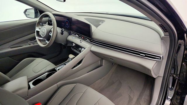 2023 Hyundai Elantra SEL IVT w/ Convenience Package - 23024412 - 24