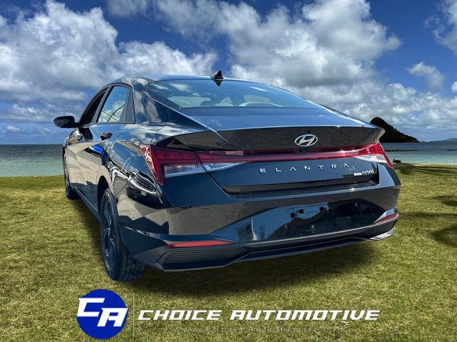 2023 Hyundai Elantra Hybrid Blue DCT - 22970146 - 4