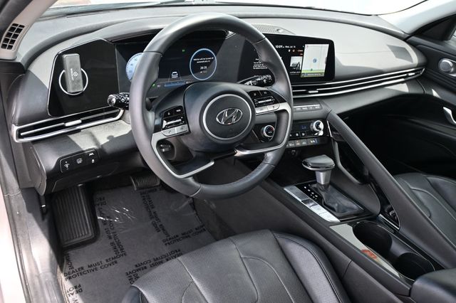 2023 Hyundai Elantra Hybrid Limited Brand New Tires - 22885794 - 6