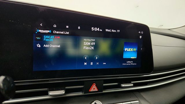 2023 Hyundai Elantra Hybrid Limited DCT - 22948834 - 18