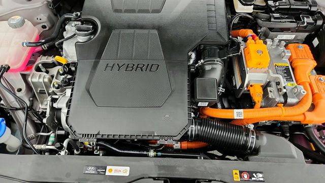 2023 Hyundai Elantra Hybrid Limited DCT - 22951182 - 26