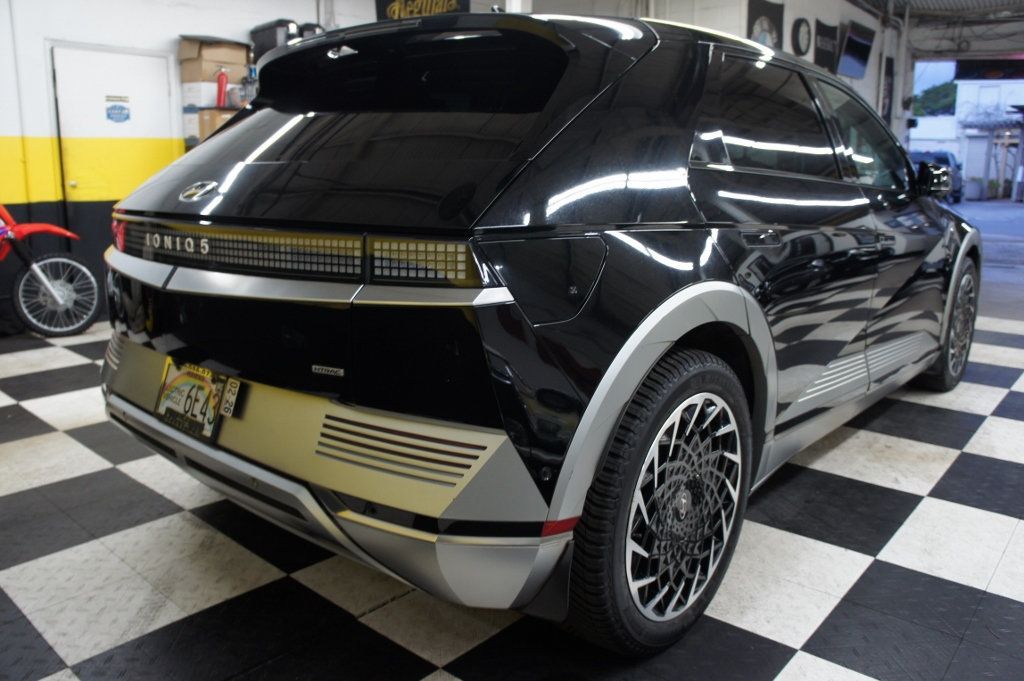 2023 Hyundai IONIQ 5 1-Owner, AWD, LIMITED, FULLY LOADED - 22987087 - 18