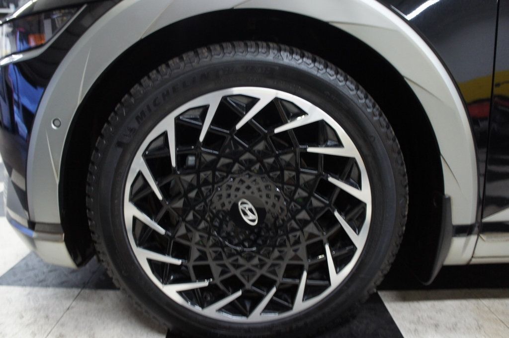 2023 Hyundai IONIQ 5 1-Owner, AWD, LIMITED, FULLY LOADED - 22987087 - 25