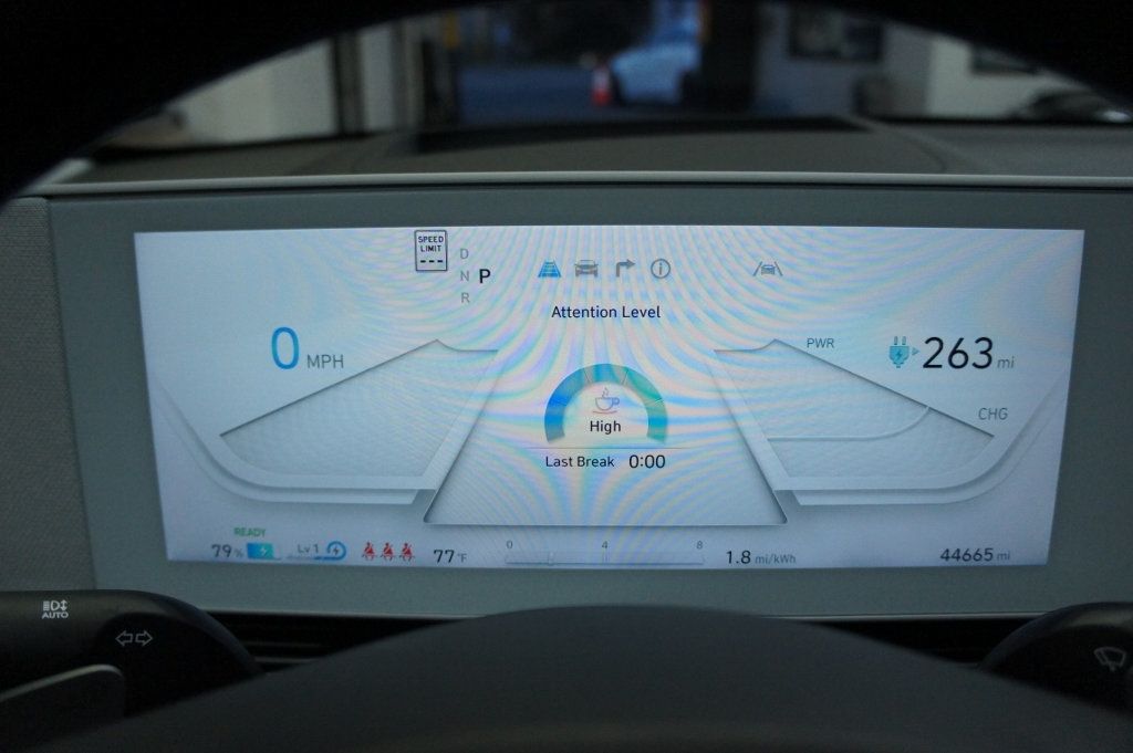 2023 Hyundai IONIQ 5 1-Owner, AWD, LIMITED, FULLY LOADED - 22987087 - 31