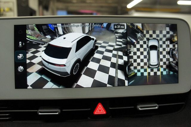 2023 Hyundai IONIQ 5 1-Owner, AWD, LIMITED, FULLY LOADED - 22987087 - 36