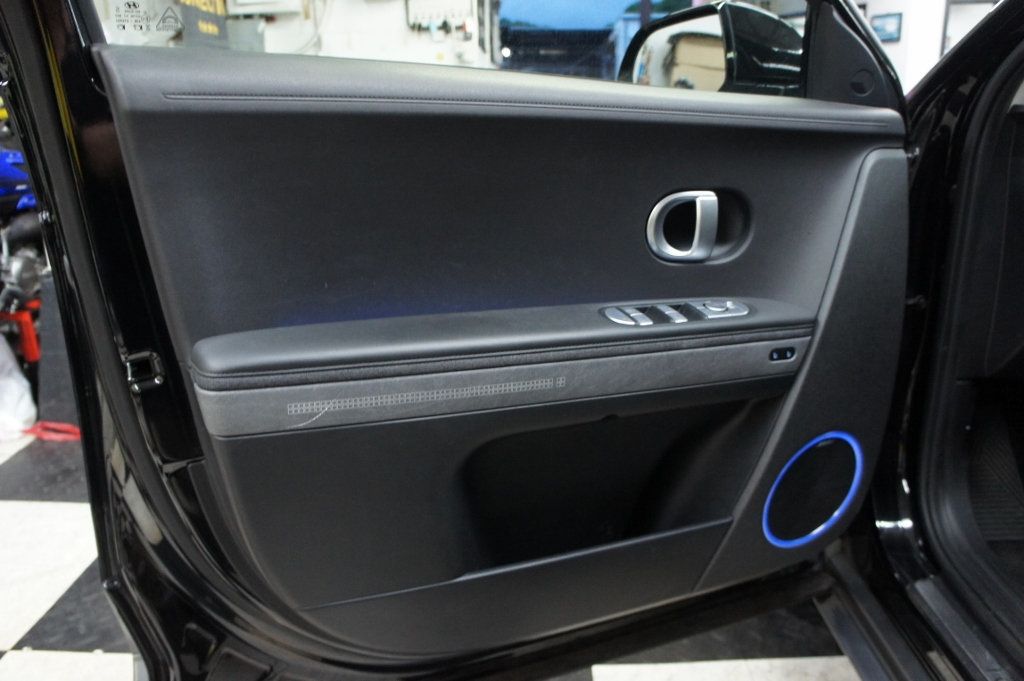 2023 Hyundai IONIQ 5 1-Owner, AWD, LIMITED, FULLY LOADED - 22987087 - 43