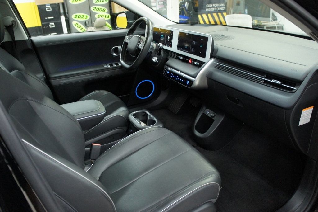 2023 Hyundai IONIQ 5 1-Owner, AWD, LIMITED, FULLY LOADED - 22987087 - 4