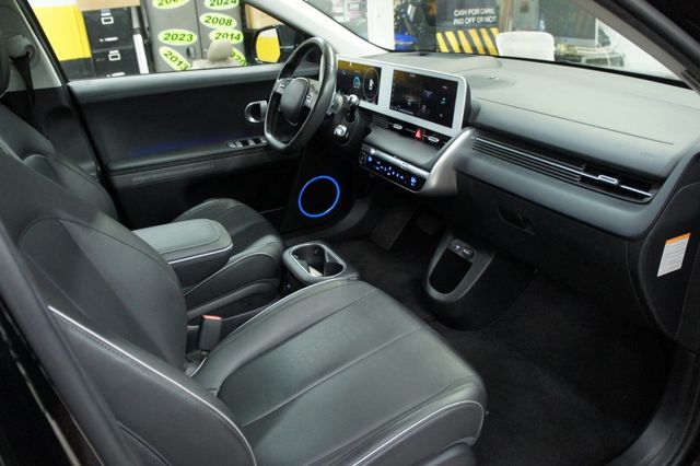 2023 Hyundai IONIQ 5 1-Owner, AWD, LIMITED, FULLY LOADED - 22987087 - 4