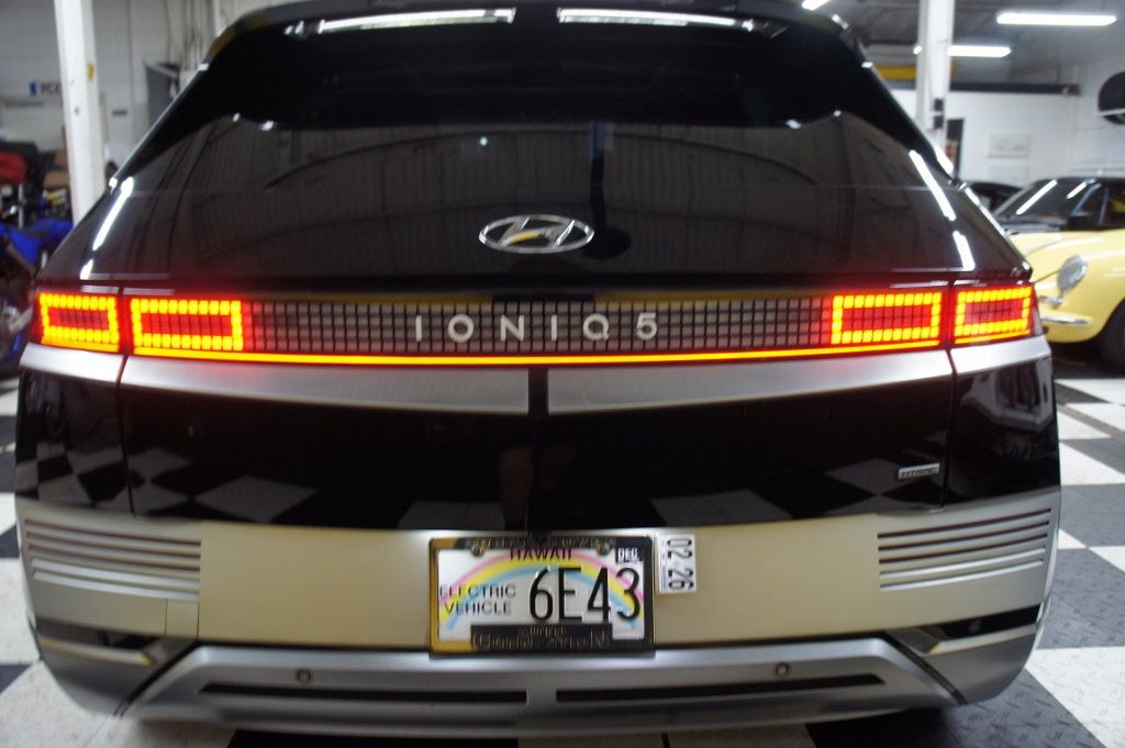 2023 Hyundai IONIQ 5 1-Owner, AWD, LIMITED, FULLY LOADED - 22987087 - 6