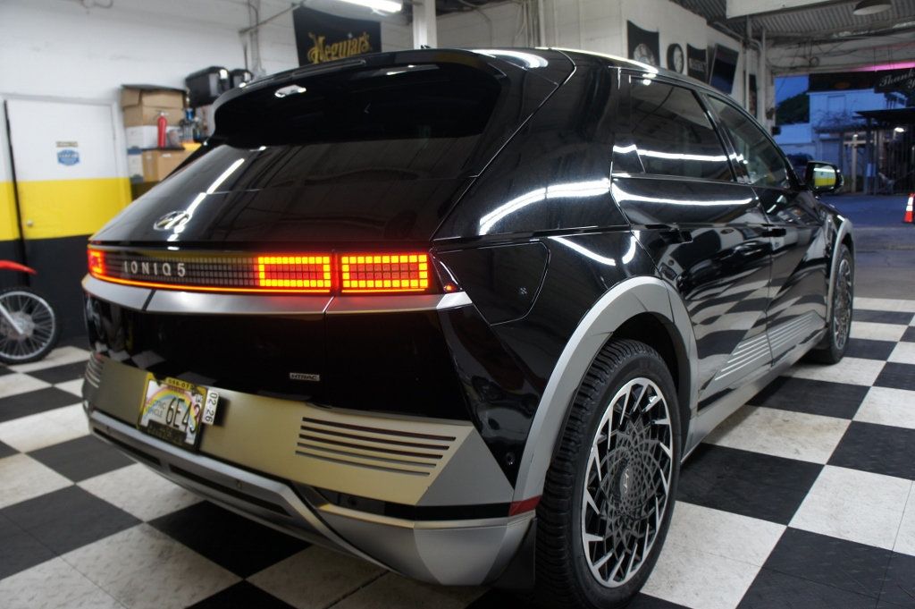 2023 Hyundai IONIQ 5 1-Owner, AWD, LIMITED, FULLY LOADED - 22987087 - 7