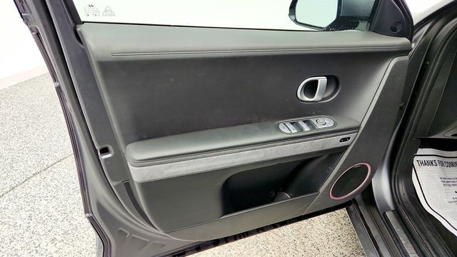 2023 Hyundai IONIQ 5 Limited (303-mile range) - 22978358 - 9