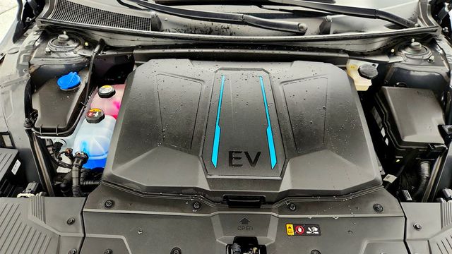 2023 Hyundai IONIQ 5 Limited AWD - 23012879 - 25