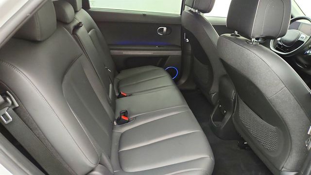 2023 Hyundai IONIQ 5 Limited AWD (266-mile range) - 22978476 - 19
