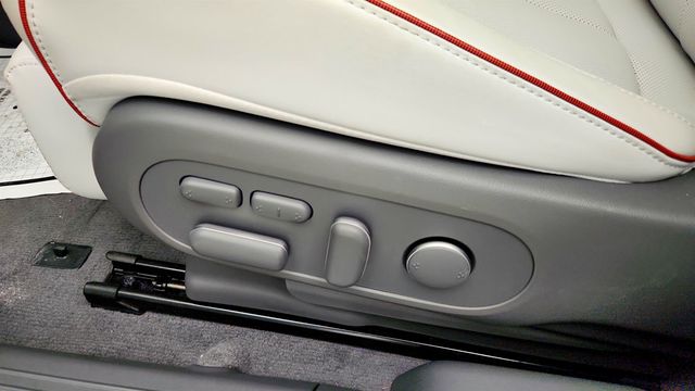 2023 Hyundai IONIQ 5 Limited AWD (266-mile range) - 22978815 - 10