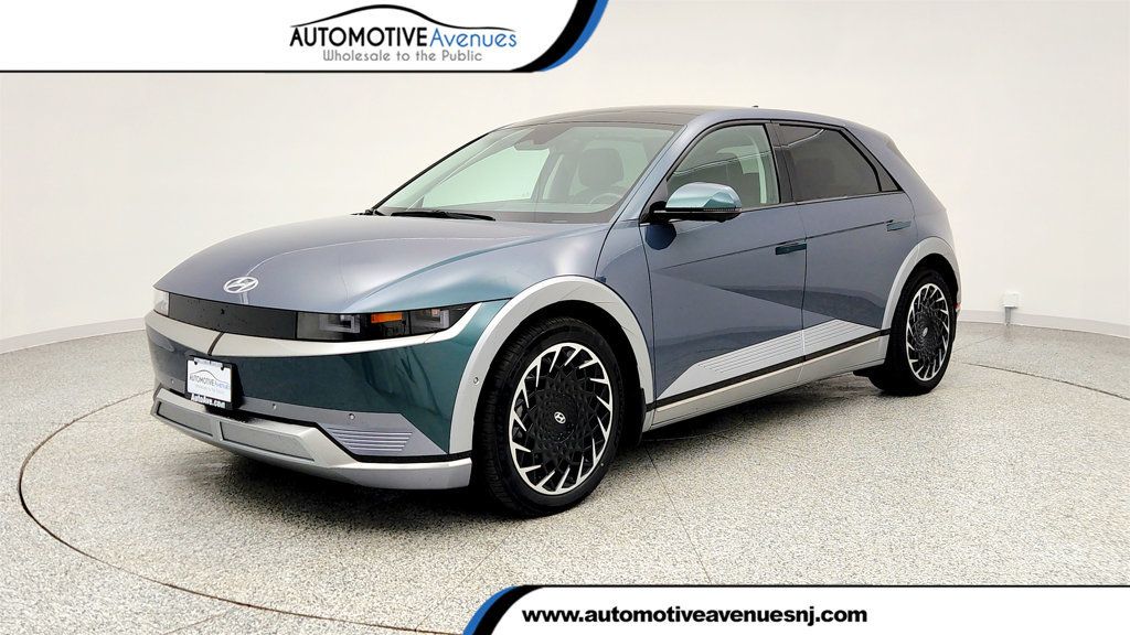 2023 Hyundai IONIQ 5 Limited AWD w/ Head-Up Display & Bose Premium Audio - 23000077 | Video 1