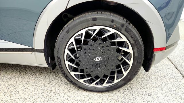 2023 Hyundai IONIQ 5 Limited AWD w/ Head-Up Display & Bose Premium Audio - 23000077 - 8