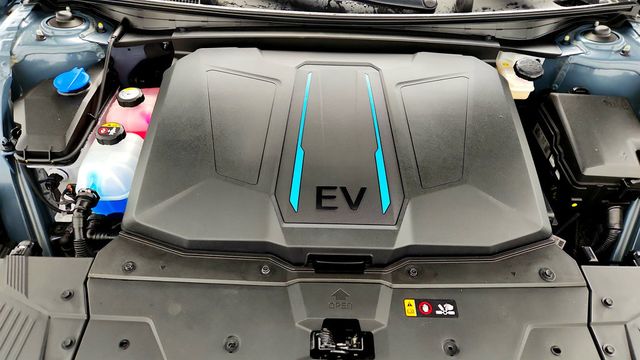 2023 Hyundai IONIQ 5 SE AWD - 23007699 - 26