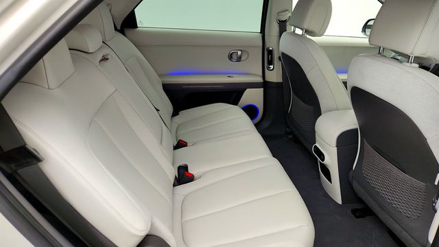 2023 Hyundai IONIQ 5 SEL AWD - 23010760 - 22