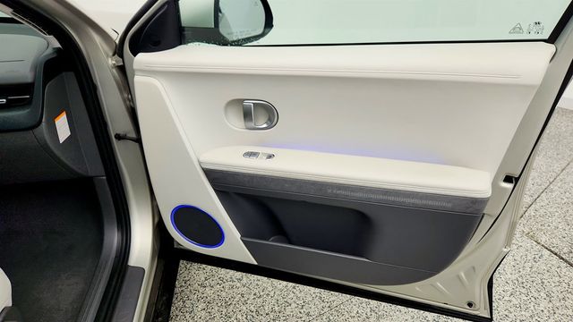 2023 Hyundai IONIQ 5 SEL AWD - 23010760 - 25