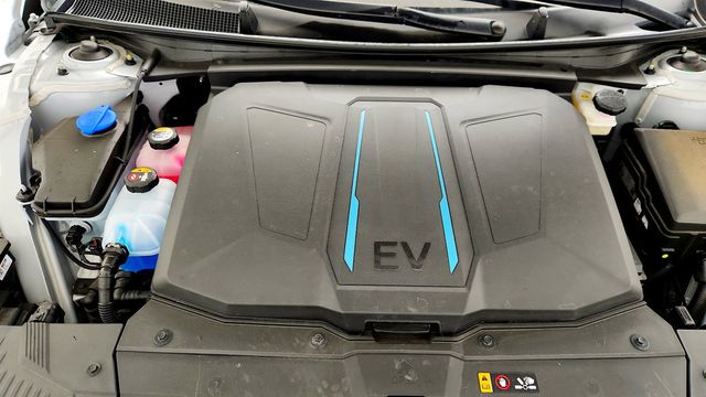 2023 Hyundai IONIQ 5 SEL AWD - 23010760 - 26