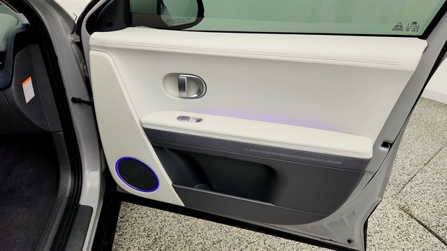 2023 Hyundai IONIQ 5 SEL AWD - 23050524 - 26
