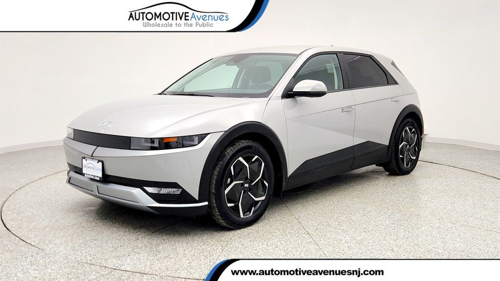 2023 Hyundai IONIQ 5 SEL AWD (270-mile range) - 22979630 | Video 1