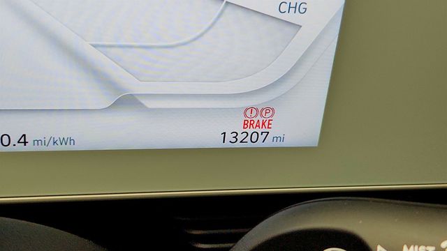 2023 Hyundai IONIQ 5 SEL AWD (270-mile range) - 22979630 - 13