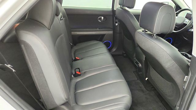 2023 Hyundai IONIQ 5 SEL AWD (270-mile range) - 22979630 - 20