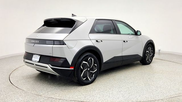 2023 Hyundai IONIQ 5 SEL AWD (270-mile range) - 22979630 - 4