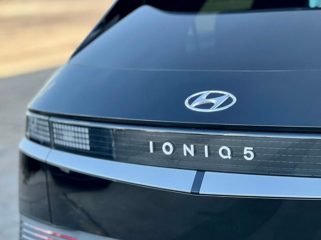 2023 Hyundai Ioniq 5 SEL photo 10