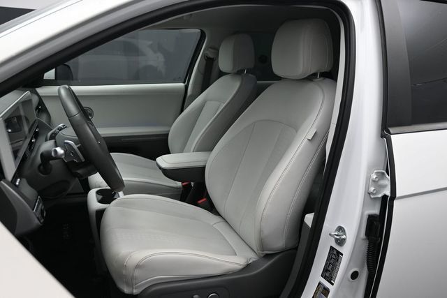 2023 Hyundai IONIQ 5 SEL RWD - 23056375 - 4