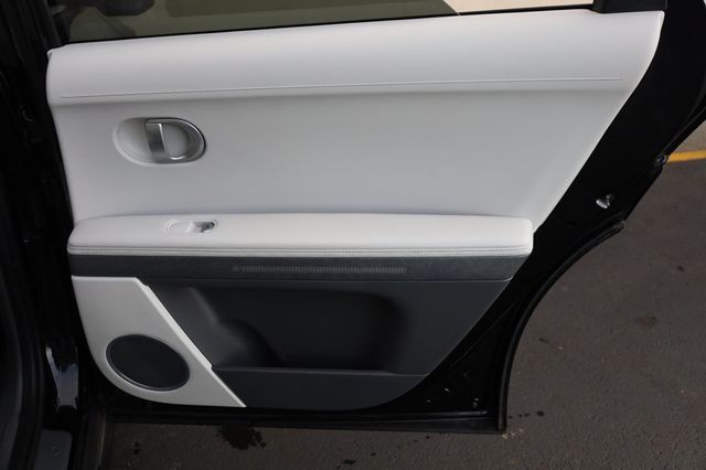 2023 Hyundai IONIQ 5 SEL RWD - 22969298 - 17