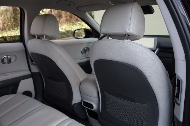 2023 Hyundai IONIQ 5 SEL RWD - 22969298 - 19