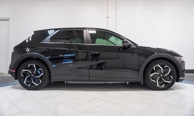 2023 Hyundai IONIQ 5 SE RWD - 23056826 - 31