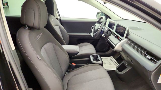 2023 Hyundai IONIQ 5 SE Standard Range - 23079882 - 22