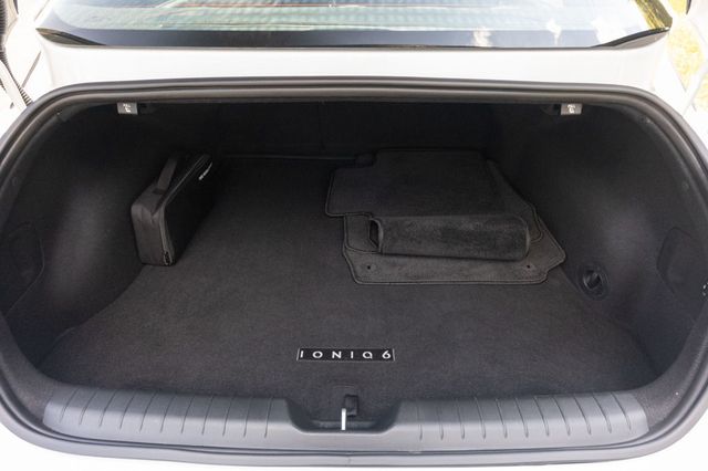 2023 Hyundai IONIQ 6 Limited AWD - 22833627 - 19