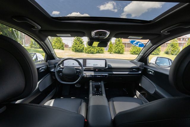 2023 Hyundai IONIQ 6 Limited AWD - 22833627 - 25