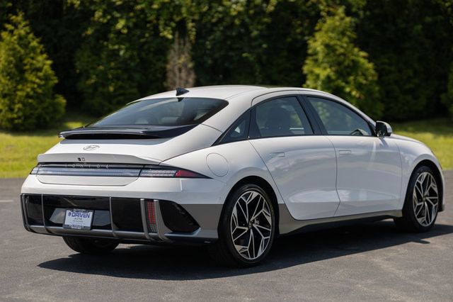 2023 Hyundai IONIQ 6 Limited AWD - 22833627 - 8