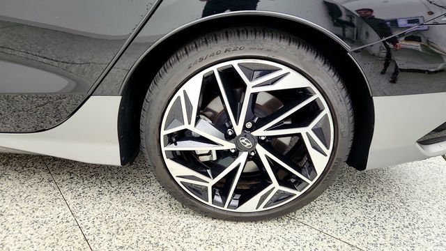 2023 Hyundai IONIQ 6 SEL RWD - 23012602 - 8