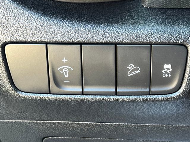2023 Hyundai Kona Limited DCT AWD - 23044724 - 22